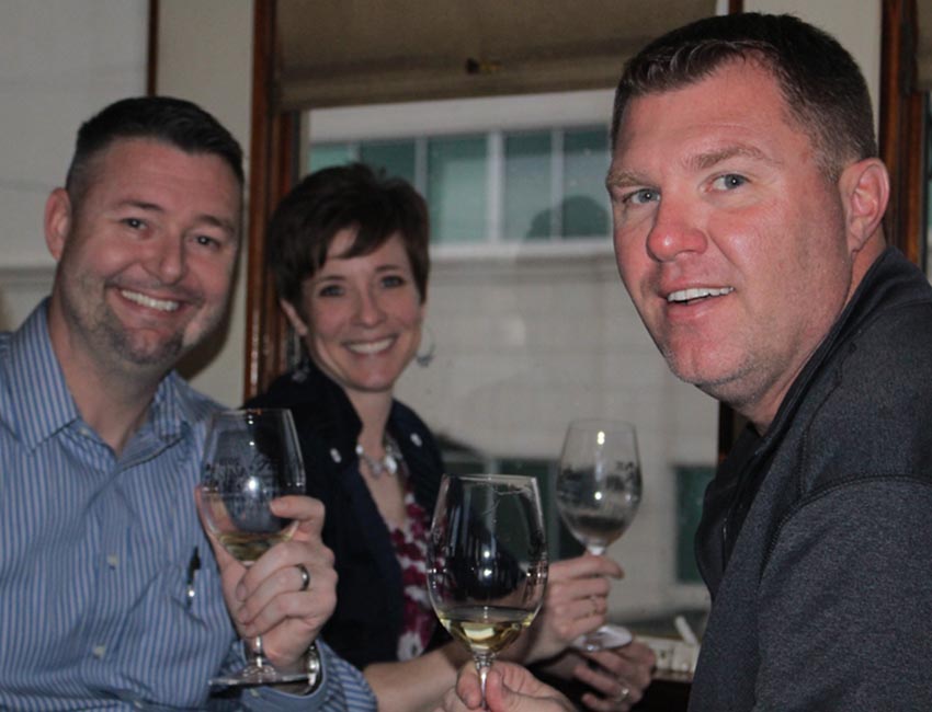 Grapevine wine train (8)